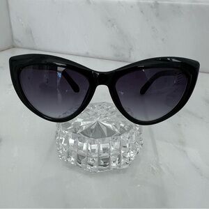 Kate Spade Classic Black Cat-Eye Sunglasses